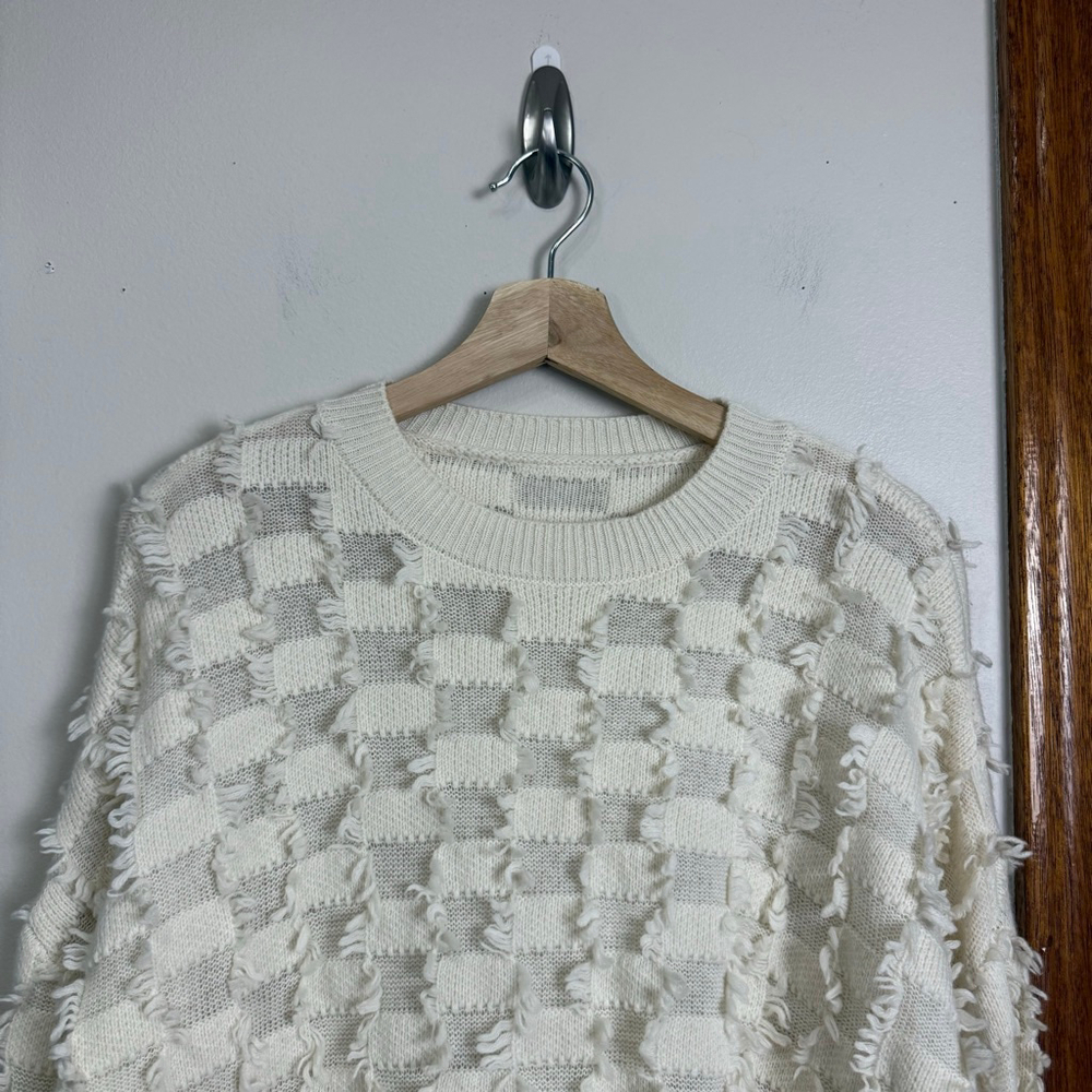 Beige Sweater Women Size Medium Oversized Wool Pullover Longsleeves Fringe Boho - Picture 7 of 16